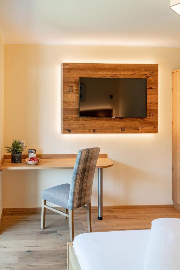 סנט מיכאל אים לונגאו Hotel Die Metzgerstubn מראה חיצוני תמונה